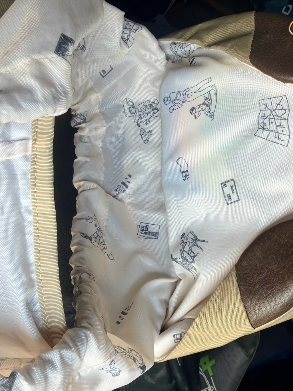 Kids Beige Drawstring Top Backpack No Reception — image 3 of 6